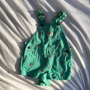 🍓 Strawberry Overalls OshKosh 9months